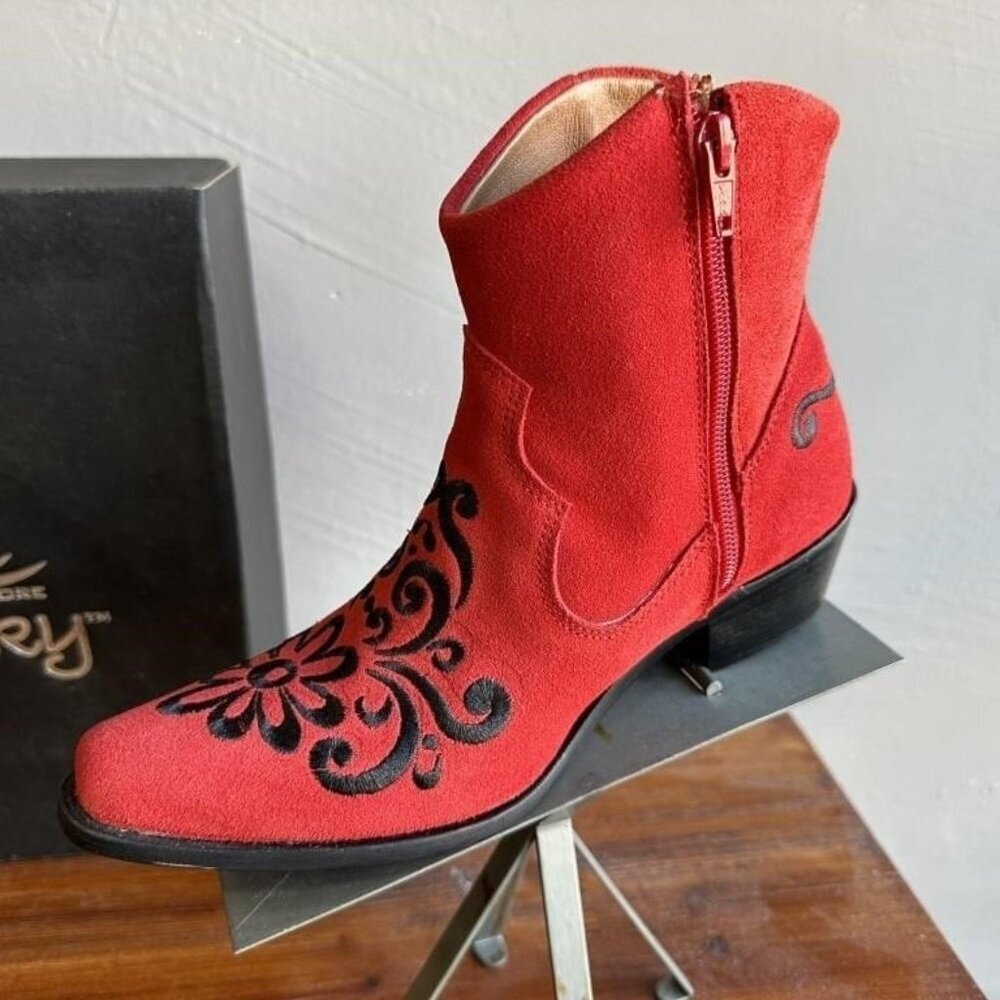 Agave Sky Red Vintage 'Floral Ankle Boot